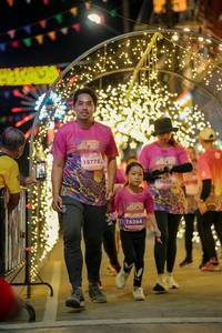 BIB: 18778, 16264, 5608
                            <button type="button" onclick="openModal(24741970)" class="btn btn-primary btn-sm float-right btn-popup" data-toggle="modal" data-target=".modal-high-quality">
                        <i class="fas fa-shopping-cart"></i> Add to Cart
                    </button>
                                            <button type="button" onclick="isThisMe(24741970, true)" class="btn btn-success btn-sm float-right btn-popup btn-isme hidden" data-toggle="tooltip" data-placement="bottom" title="นี่คือรูปของคุณใช่ไหม คลิกที่นี่เพื่อเอาเข้าอัลบั้ม">
                        <i class="fas fa-plus"></i> Add to album
                    </button>
                    <button type="button" onclick="isThisMe(24741970, false)" class="btn btn-warning btn-sm float-right btn-popup btn-isnotme hidden">
                        <i class="fas fa-ban"></i> Remove from album
                    </button>